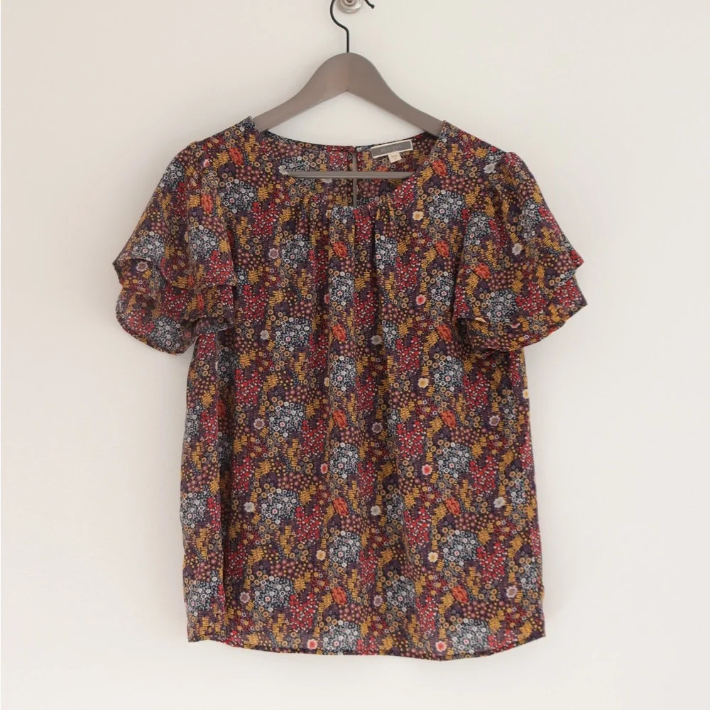 Ditsy floral ruffle sleeve blouse in warm autumn colors - Picture 2 of 8